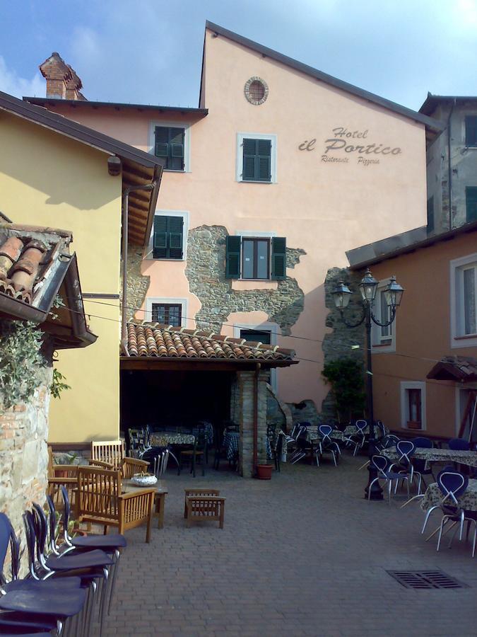Il Portico Hotell Carrosio Eksteriør bilde