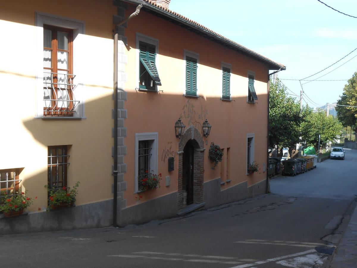 Il Portico Hotell Carrosio Eksteriør bilde