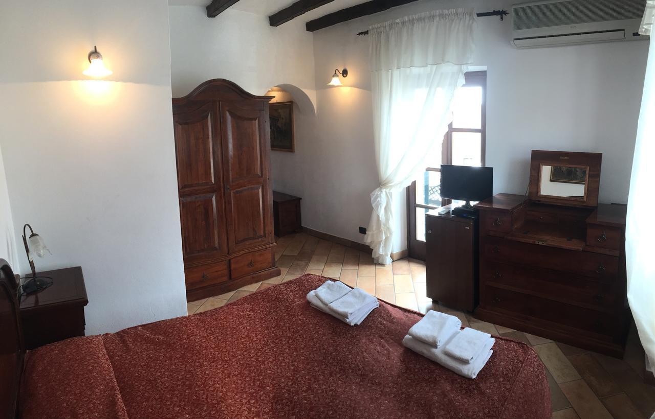 Il Portico Hotell Carrosio Eksteriør bilde